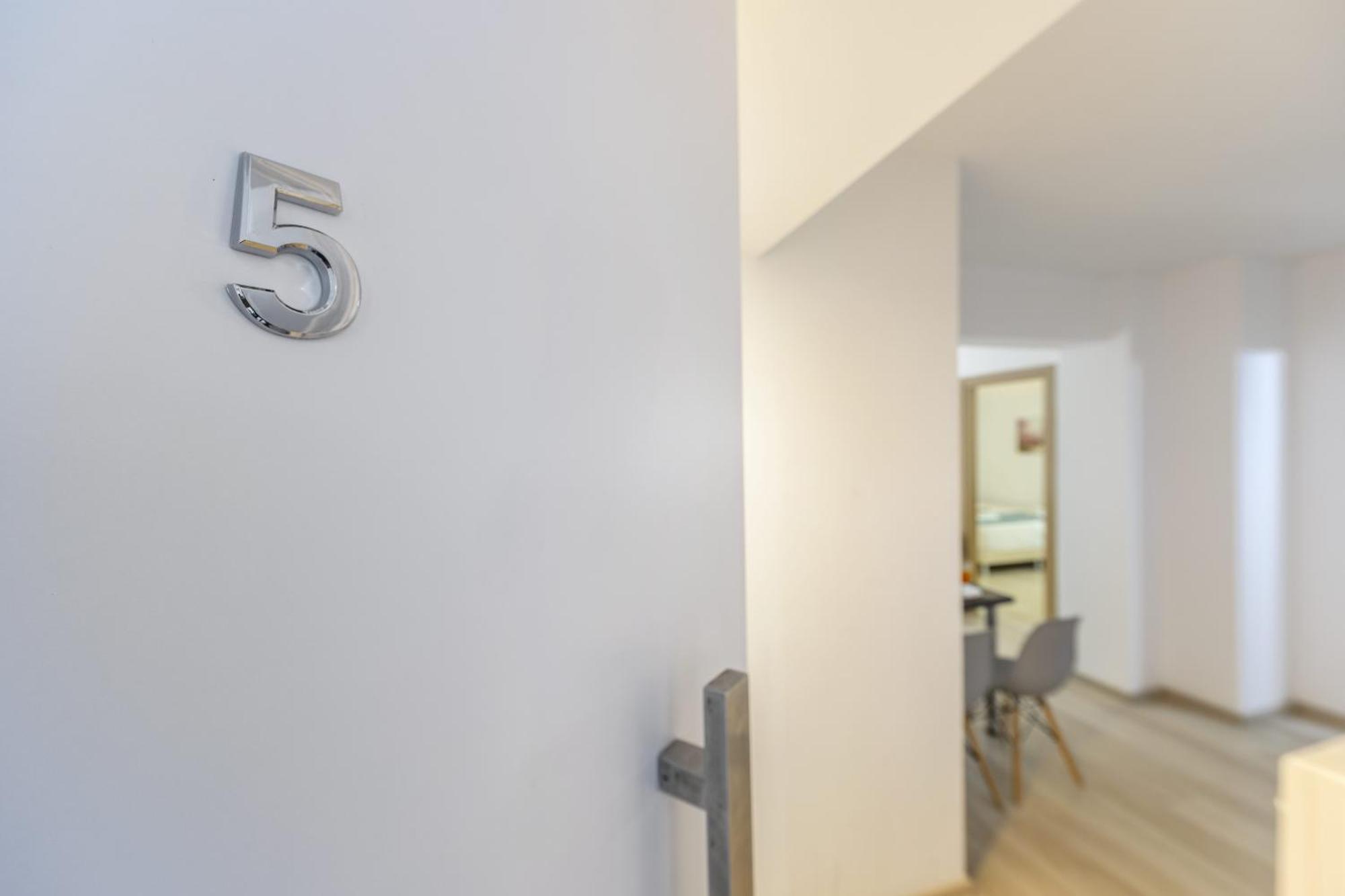 C-Premium Apts 100M From Beach And City Centre Larnaca Luaran gambar