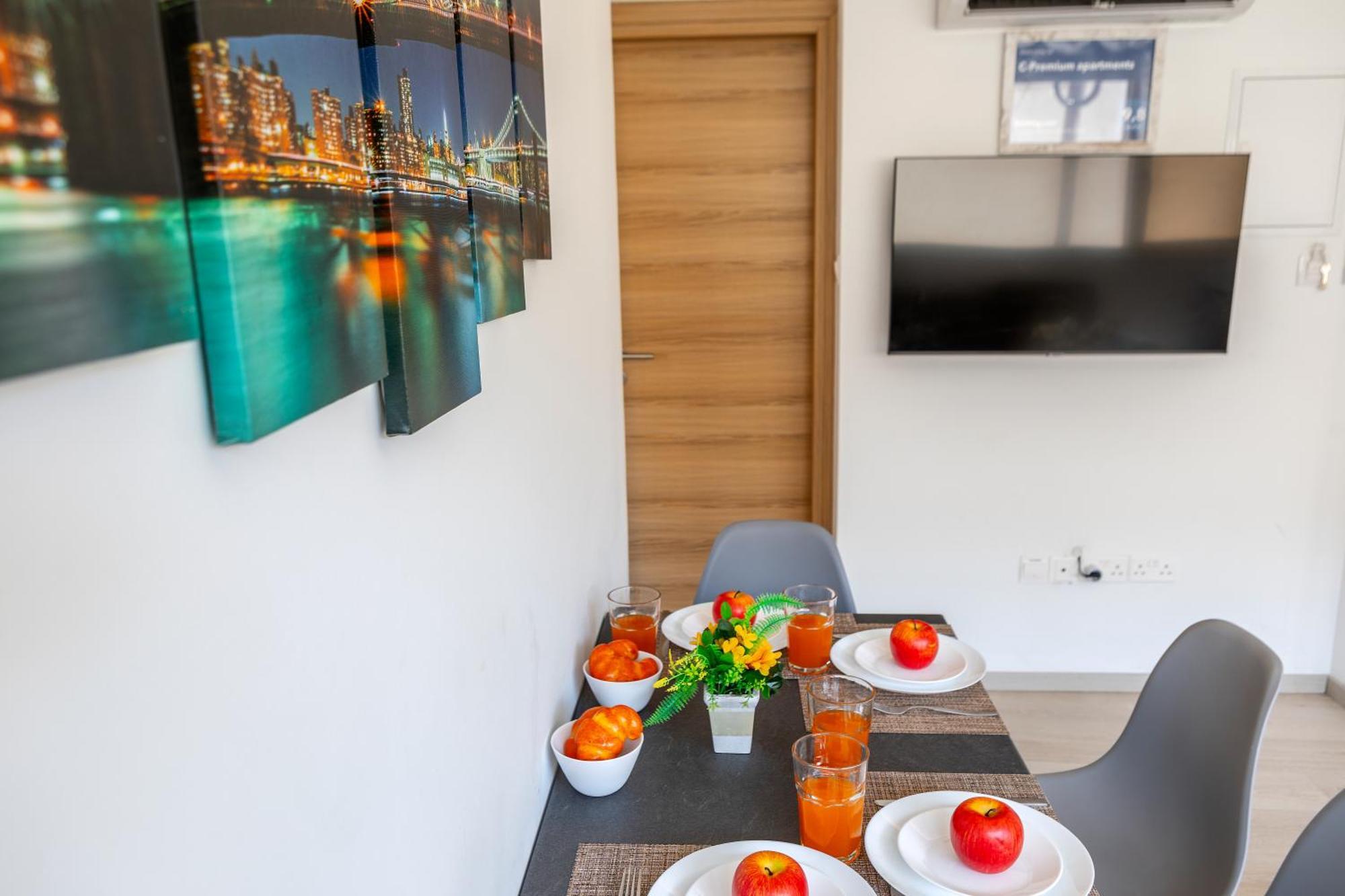 C-Premium Apts 100M From Beach And City Centre Larnaca Luaran gambar