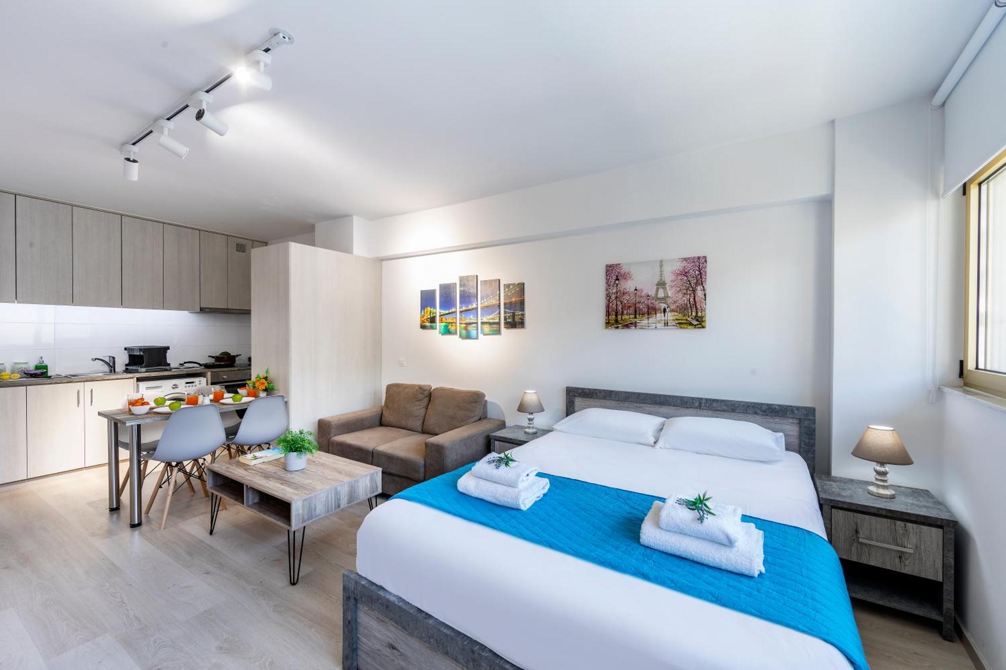 C-Premium Apts 100M From Beach And City Centre Larnaca Luaran gambar