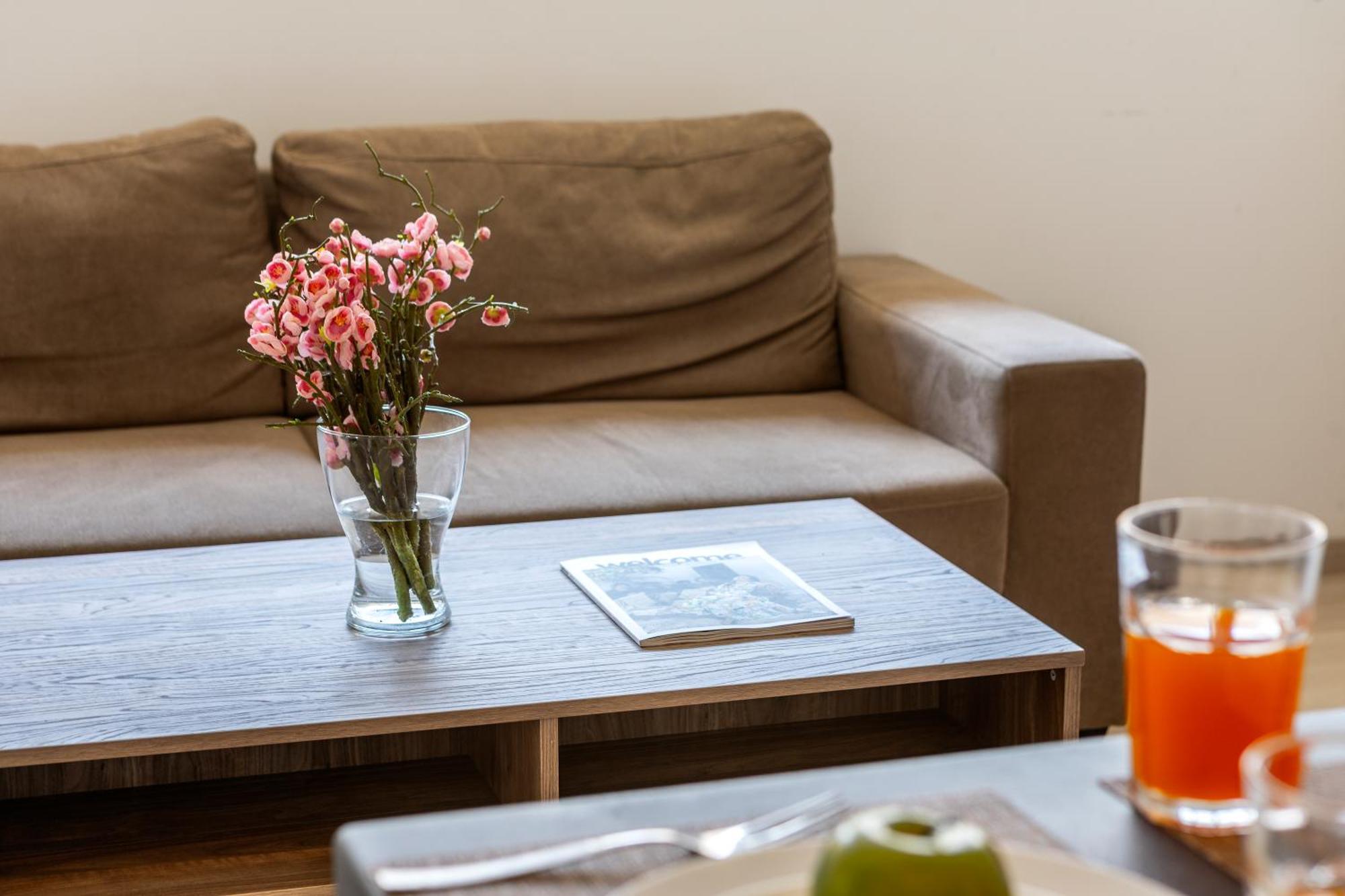 C-Premium Apts 100M From Beach And City Centre Larnaca Luaran gambar